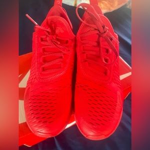 Nike Air 270 size 7 Youth